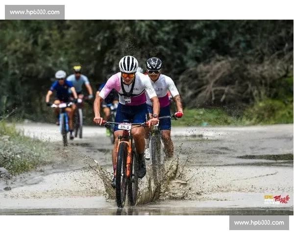 激情四溢的速度与挑战观看自行车比赛后的深刻感悟与思考